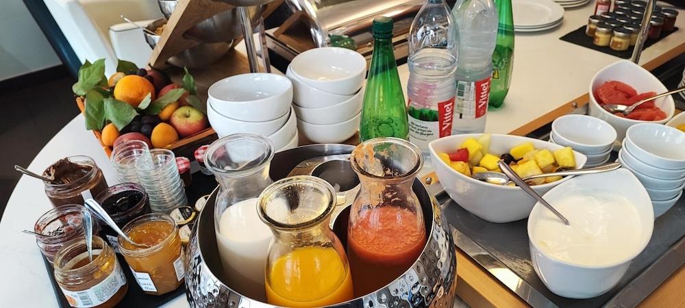 Hotel Elysees Bassano Paris Eksteriør billede