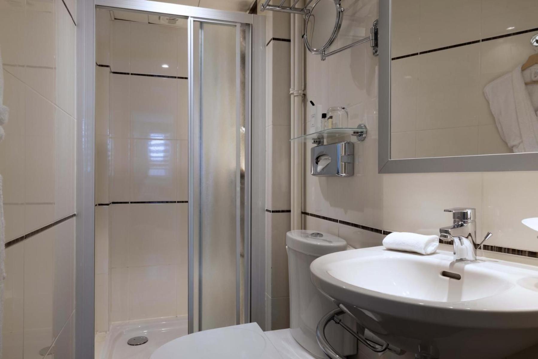Hotel Elysees Bassano Paris Eksteriør billede